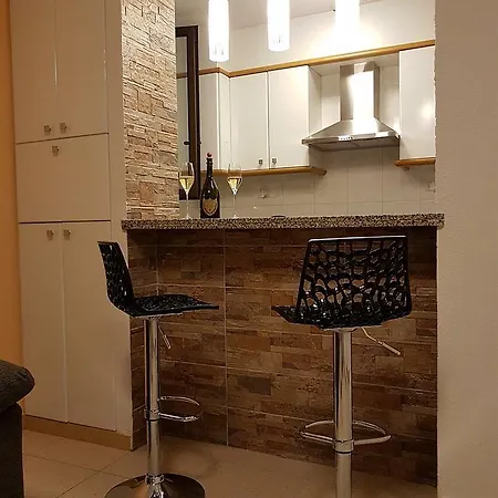 Apartment Beautiful In Apartamerica, Americas La140 Playa de las Americas (Tenerife)